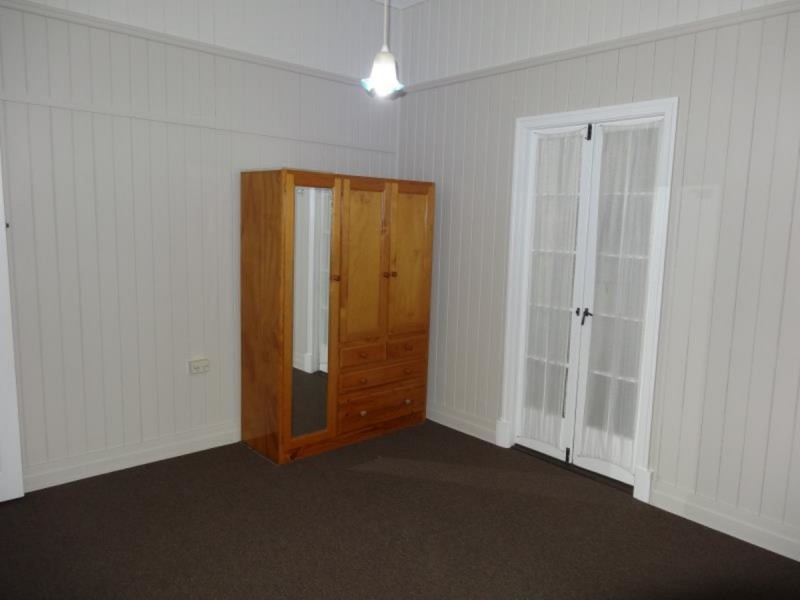 42 Brown Street, Berserker QLD 4701